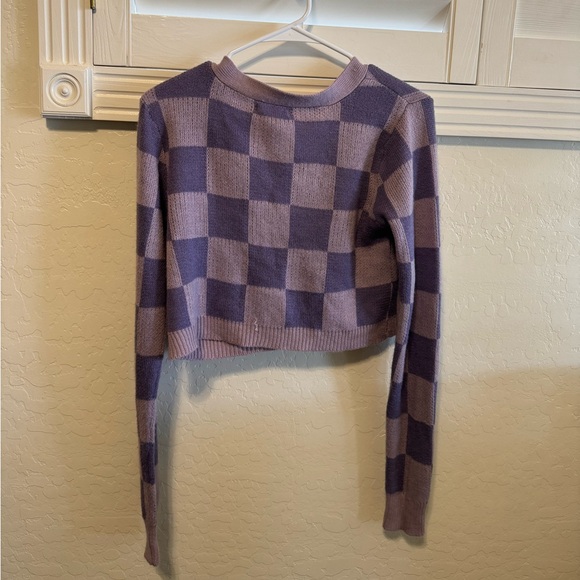 Tillys Sweater - Picture 2 of 2